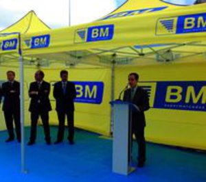 Uvesco pone la primera piedra de su plataforma de Castro que abrirá en 2014