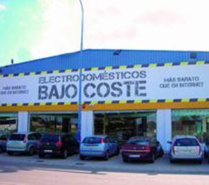 Miró reinaugura una tienda bajo el formato Bajo Coste