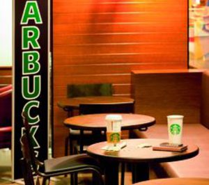 Starbucks abre en la madrileña calle de Preciados, su primero en un centro de El Corte Inglés