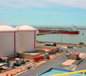 Decal España se mantiene en positivo