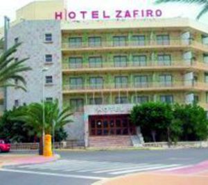 El Ayuntamiento de Almería saca de nuevo a subasta el Zafiro