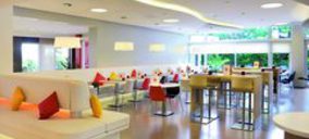 El Ibis Barcelona Cornellà está de estreno  tras la renovación integral de sus instalaciones