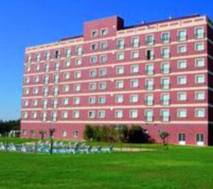 Domus suma dos hoteles y desafilia otros tantos en los primeros meses de 2013