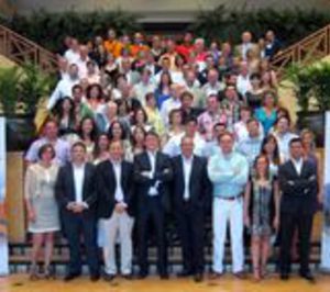 Cadena Elecco celebra su viaje nacional 2013