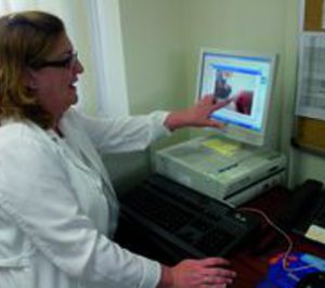 El Hospital de Manises pone en marcha un servicio de teledermatología