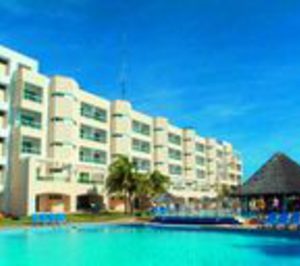 Grupo BlueBay tematiza el Palma Real con motivos de la música cubana