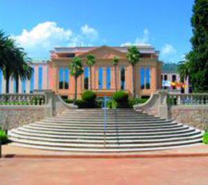 El grupo Quirón negocia la integración de la Clínica Teknon