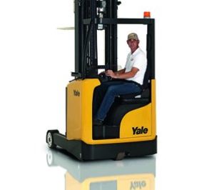 Yale lanza su nueva carretilla retráctil MR