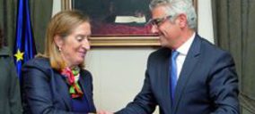 Fomento establece un protocolo para impulsar el transporte ferroviario en el sector Gran Consumo