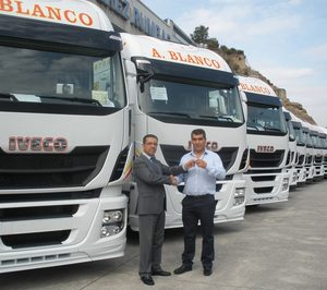 La transportista Aníbal Blanco adquiere 10 camiones Iveco