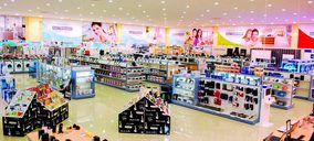 Electrocash abre su nueva tienda pacense