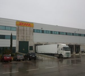 acampar duda La risa DHL inaugura su nuevo centro logístico para el sector Farma - Noticias de  Logística en Alimarket