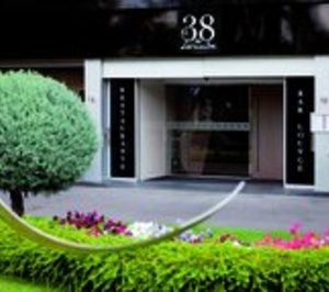 Agres reforma su restaurante de Castellana