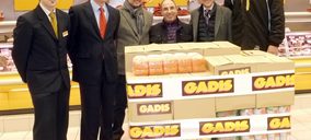 Gadisa dona un palé de alimentos al Albergue San Francisco