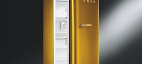 Smeg presenta su última propuesta en frío de la mano de Swarovski Elements