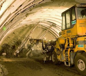 Ossa eleva su cartera exterior