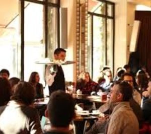 Cappuccino en la Puerta de Alcalá