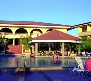 El Flamingo Beach Resort renovará el interior de sus unidades alojativas