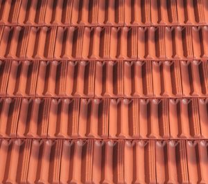 La Escandella amplía su gama de tejas