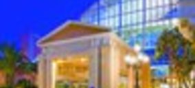 Uno de los principales hoteles de Roquetas de Mar se reforma