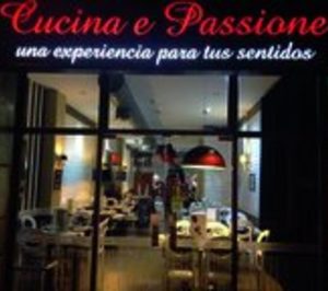 Uno de los franquiciados levantinos de La Mafia abre su segundo restaurante
