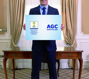 AGC elige a Luís Figo como embajador