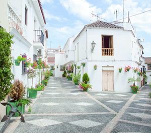 Estepona trata de modernizar su oferta hotelera