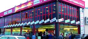 José Abad estrena tienda