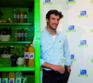 Font Vella Levité presenta sus nuevas bebidas con kiwi y naranja