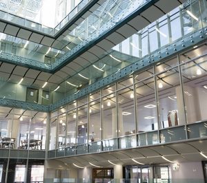 El Liceo de Mónaco usa techos Armstrong