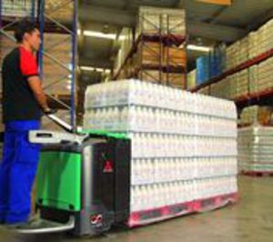 Moldstock abre nuevos almacenes