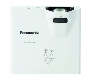 Panasonic amplía su gama de proyectores LCD de corta distancia