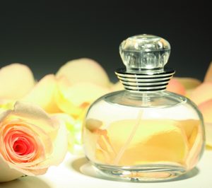 El canal de perfumería monomarca mantiene su fragante evolución