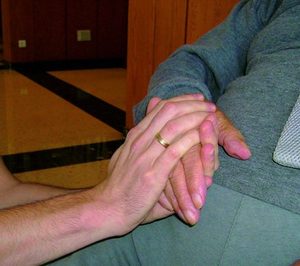 Un estudio revela que un tercio de los enfermos crónicos vive solo