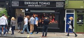 Enrique Tomás pone en marcha su primer local internacional