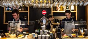 Más Q Menos avanza en el Reino Unido