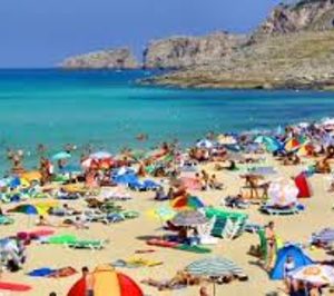 El sector turístico cerrará 2014 con un crecimiento del 2,4%, según Exceltur