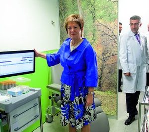 El Hospital de Santiago inaugura un laboratorio robotizado