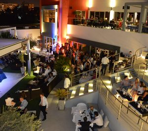 Grupo Torres inaugura una vinoteca en Bahréin