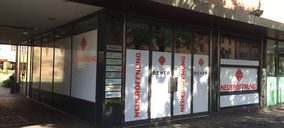 Beher sale al extranjero