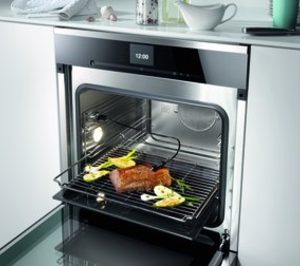 Miele lanza el horno a vapor combinado DGC 6660 XXL