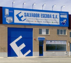Salvador Escoda inaugura almacén en Salamanca