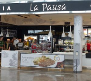 Áreas renueva la oferta del aeropuerto de A Coruña