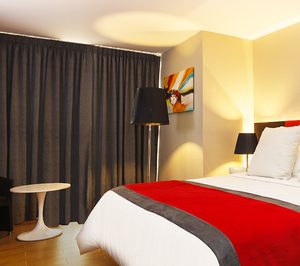 BlueBay desembarca en Panamá