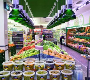 Condis suma una veintena de tiendas y apuesta por su modelo de proximidad