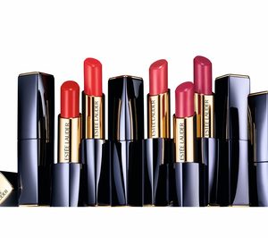 Estée Lauder amplía su oferta de labiales