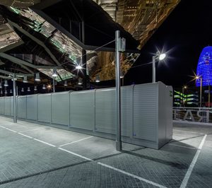 Lamp ilumina el mercado Encants Barcelona