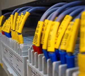 Invertaresa estrena planta en Colombia