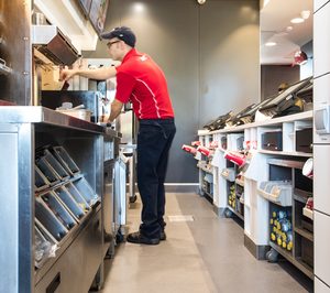 KFC elige suelos Altro para el nuevo restaurante de Málaga
