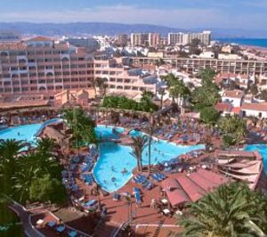 Playa Senator llega a un preacuerdo para retirar los despidos y externalizaciones